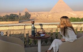 Sphinx Palace Pyramids View Inn