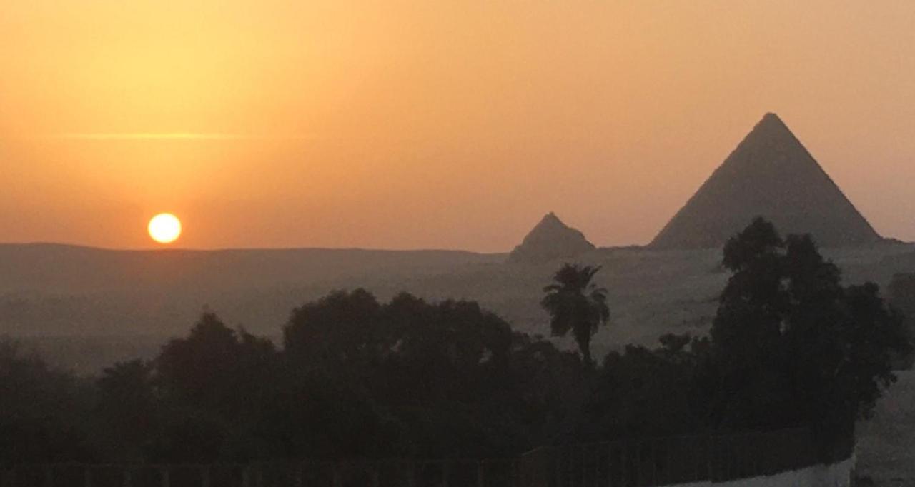 Sphinx Palace Pyramids View Inn Kafret el-Gabal Exterior photo