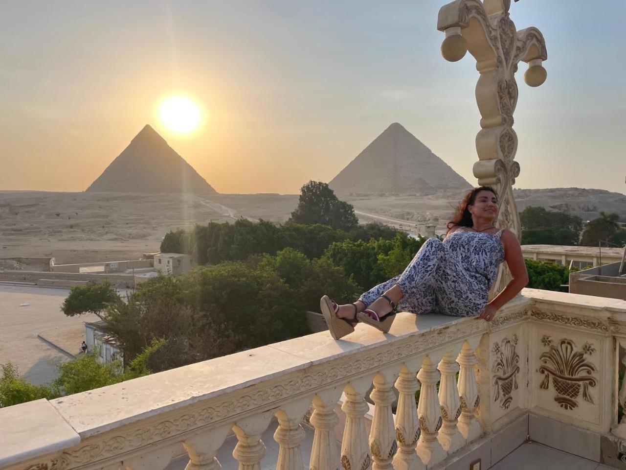 Sphinx Palace Pyramids View Inn Kafret el-Gabal Exterior photo